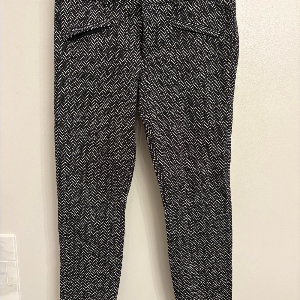 Black and White Herringbone Pants woman's 8 regular gap